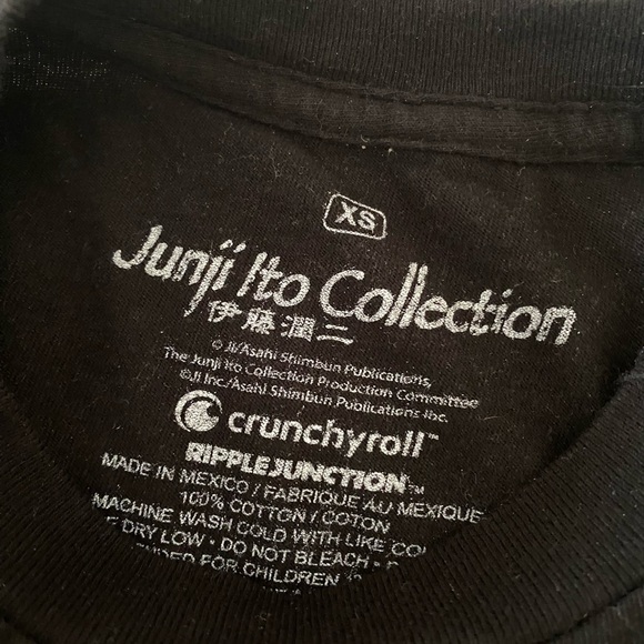 Official Viral Junji Ito Tomie Redux Manga Crunchyroll T-shirt. - Picture 5 of 5